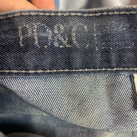 Pd & C denim Mens medium wash distressed blue jeans 36 x 32 men’s straight leg - Picture 6 of 9